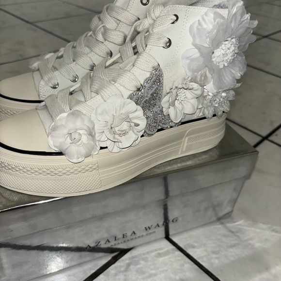 White High Top Azalea Wang Sneakers… Brand new never worn - Picture 4 of 4